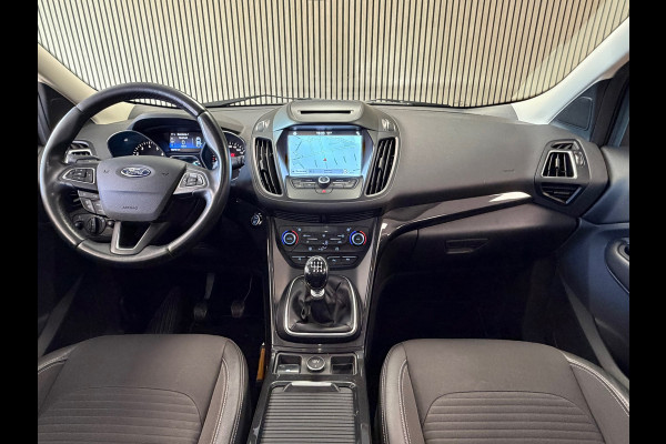 Ford Kuga 1.5 EcoBoost Titanium TREKHAAK NAVIGATIE CAMERA KEYLESS-GO CRUISE PDC AIRCO START/STOP BLUETOOTH