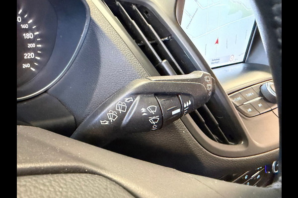 Ford Kuga 1.5 EcoBoost Titanium TREKHAAK NAVIGATIE CAMERA KEYLESS-GO CRUISE PDC AIRCO START/STOP BLUETOOTH