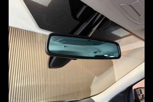 Ford Kuga 1.5 EcoBoost Titanium TREKHAAK NAVIGATIE CAMERA KEYLESS-GO CRUISE PDC AIRCO START/STOP BLUETOOTH