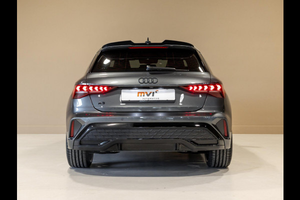 Audi A3 Sportback 35 TFSI S edition / 150pk / Maxton / Panorama dak / Sonos / Achteruitrij camera /