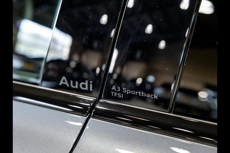 Audi A3 Sportback 35 TFSI S edition / 150pk / Maxton / Panorama dak / Sonos / Achteruitrij camera /