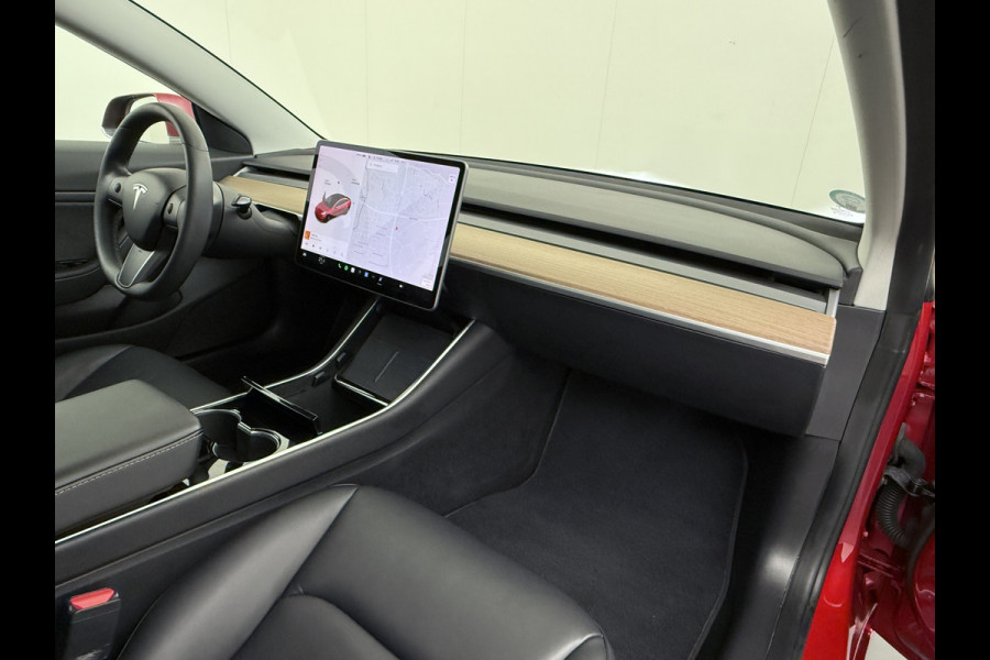 Tesla Model 3 Long Range AWD 75kWh 463PK Lmv FSD-3 Computer 18"Lm  Premium Audio AutoPilot Panoramadak Camera's Leer Adaptive-Cruise-Control+S 4WD Stoel en achterbank verwarming Elektr.Stoelen+Memory+Easy-Entry WiFi Origineel Nederlandse Auto Garantie op Accu/Motor tot 28-09-2028/192.000km