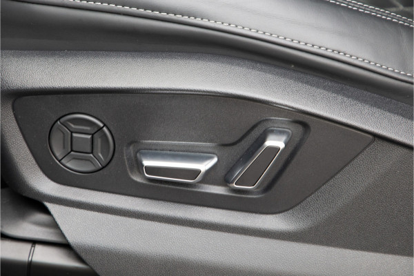 Audi Q8 60 TFSI e quattro Competition Pano, RS stoelen, Head-Up, Aero-Pack, Laser Light, 23"