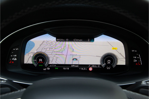 Audi Q8 60 TFSI e quattro Competition Pano, RS stoelen, Head-Up, Aero-Pack, Laser Light, 23"