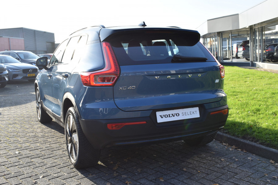 Volvo XC40 Extended Range 252PK Plus 82 kWh | ACC | Camera | Blis | 19"LMV | All seasons | Stoel-Stuurverwarming