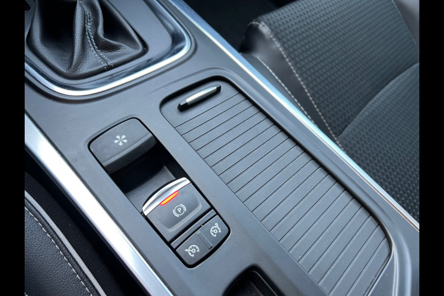 Renault Mégane Estate 1.6 TCe GT-Line | Automaat + Massage stoelen Nu € 14.950,-!!!