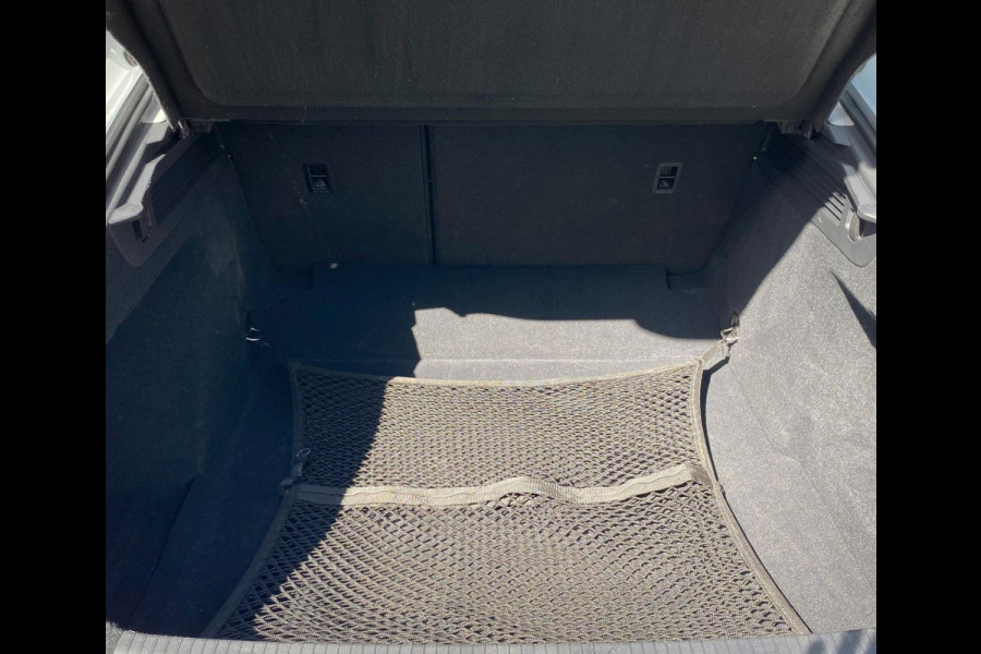 Volkswagen Arteon 1.5 TSI Business R Aut/ Camera/ LED/ Clima/ Keyless/ Carplay/ Trekhaak