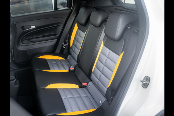 Jeep Avenger 1.2T 4xe The North Face | Schuif/Kanteldak | Clima | Apple Carplay | Adapt. Cruise | Elektr. A-Klep | Keyless | Navi | Stoel&Stuurverwarming