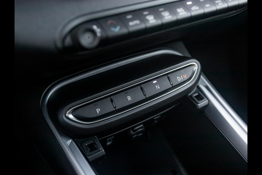 Jeep Avenger 1.2T 4xe The North Face | Schuif/Kanteldak | Clima | Apple Carplay | Adapt. Cruise | Elektr. A-Klep | Keyless | Navi | Stoel&Stuurverwarming