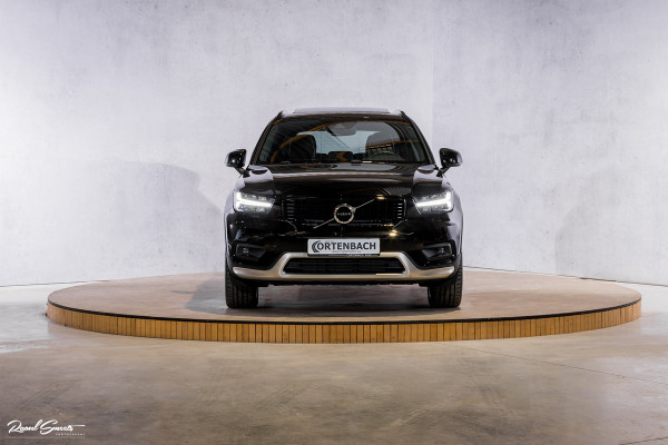 Volvo XC40 1.5 T4 Recharge R-Design | Exclusive bumper pakket | Adaptieve cruise | Panorama dak | Harman Kardon | Zwenkbare trekhaak |