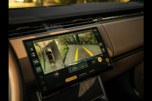 Land Rover Range Rover P550e HSE PHEV | Pano-dak | Head-up | Meridian 3D