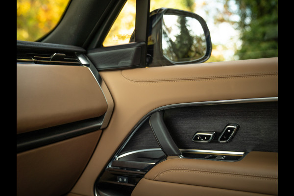 Land Rover Range Rover P550e HSE PHEV | Pano-dak | Head-up | Meridian 3D