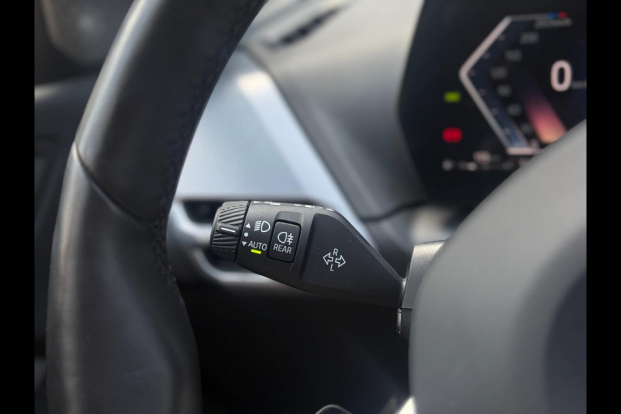 BMW 1-serie 120 | M-Sport Pro Harman/Kardon | Hud| Carplay & Android Auto|Pano| Trekhaak | Shadow Line | Cruise|Incl Btw