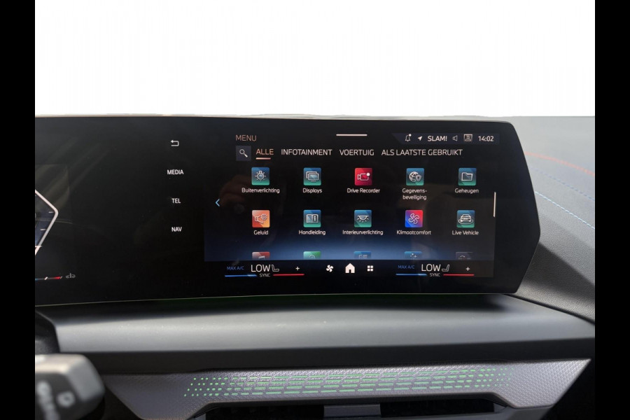 BMW 1-serie 120 | M-Sport Pro Harman/Kardon | Hud| Carplay & Android Auto|Pano| Trekhaak | Shadow Line | Cruise|Incl Btw