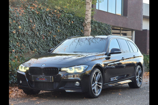 BMW 3 Serie Touring F31 320i M Sport X-drive Trekhaak Apple CarPlay dig.dash 19inch 320i xDrive M Sport Edition