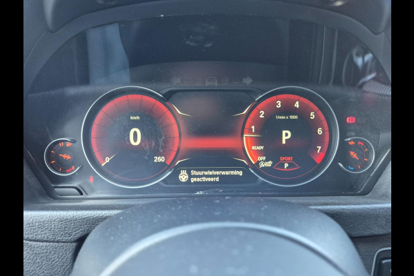 BMW 3 Serie Touring F31 320i M Sport X-drive Trekhaak Apple CarPlay dig.dash 19inch 320i xDrive M Sport Edition
