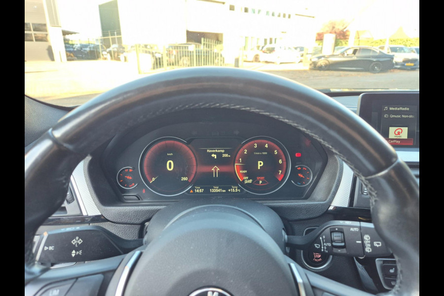 BMW 3 Serie Touring F31 320i M Sport X-drive Trekhaak Apple CarPlay dig.dash 19inch 320i xDrive M Sport Edition