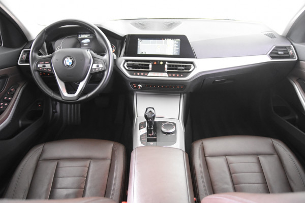 BMW 3 Serie Touring 320i *1ste Eigenaar*Leer*Navigatie*Trekhaak*