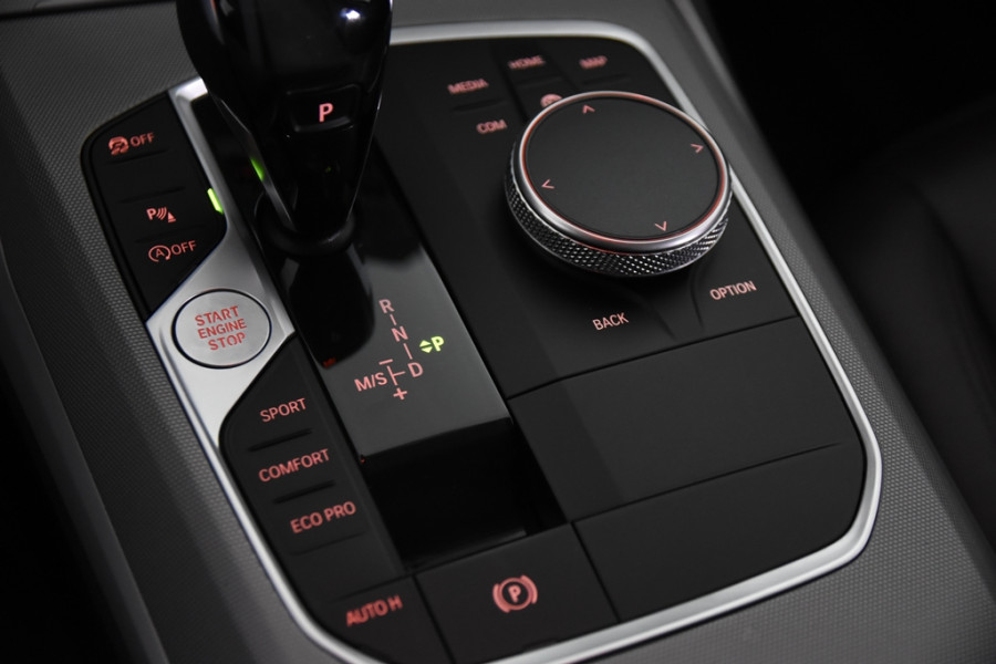 BMW 3 Serie Touring 320i *1ste Eigenaar*Leer*Navigatie*Trekhaak*