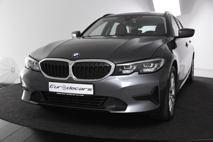 BMW 3 Serie Touring 320i *1ste Eigenaar*Leer*Navigatie*Trekhaak*