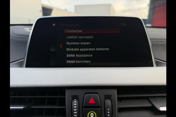 BMW X2 SDrive18i M-Pakket High Exec Full M Sportief Design LED 19” M-Velgen M-Alcantara Navi Camera PDC V+A