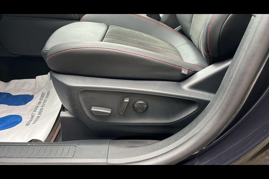 Ford Kuga 2.5 PHEV ST-Line X 243pk | Driver Assistance Pack | Winterpack | Technology Pack | 2.100kg Trekgewicht