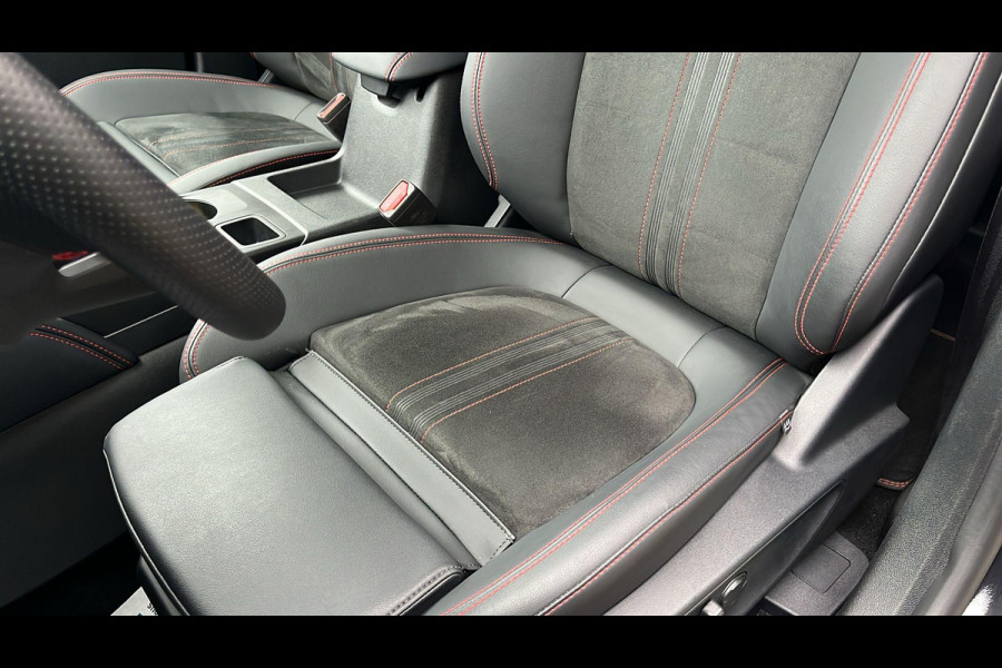 Ford Kuga 2.5 PHEV ST-Line X 243pk | Driver Assistance Pack | Winterpack | Technology Pack | 2.100kg Trekgewicht