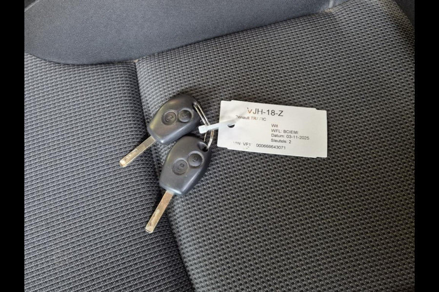 Renault Trafic 2.0 dCi 120 T29 L2H1 DC Work Edition