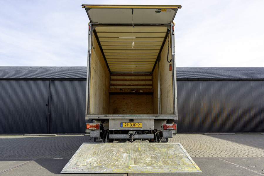 Iveco 70C17 Bakwagen met Laadklep | Luchtvering | Climate | Cruise | Tachograaf | 3.5T Trekgewicht | Sperdifferentieel | Euro 6