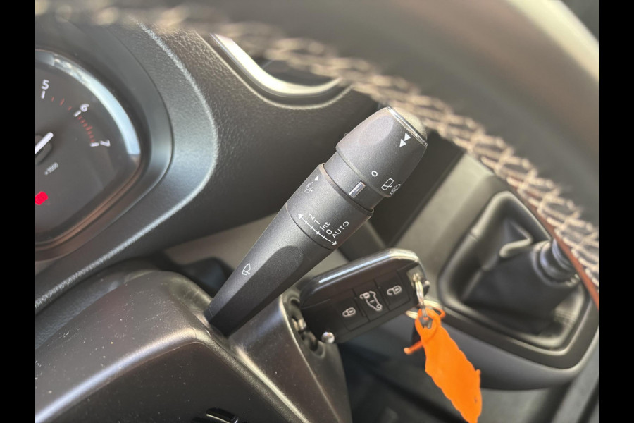 Peugeot Expert 2.0 BlueHDI Standard*ECC*CRUISE*NAVI*CAM*CARPLAY*