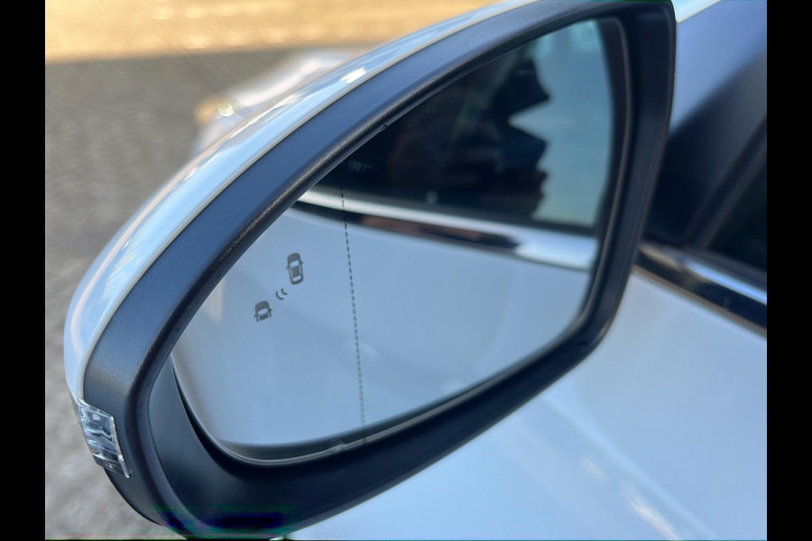 Kia Ceed Sportswagon 1.5 T-GDi DynamicPlusLine | Automaat | Stoel- en Stuurverwarming | Clima | Key-less | Navi | Carplay/Android Auto |