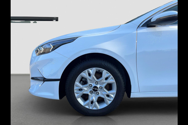 Kia Ceed Sportswagon 1.5 T-GDi DynamicPlusLine | Automaat | Stoel- en Stuurverwarming | Clima | Key-less | Navi | Carplay/Android Auto |