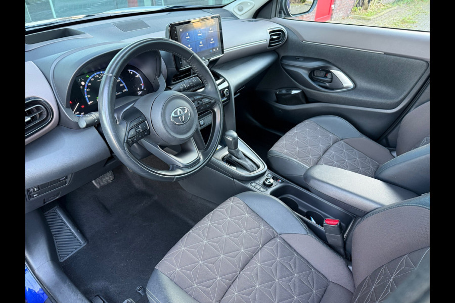 Toyota Yaris Cross 1.5 Hybrid Executive - Navi - Climate - Panodak - Camera