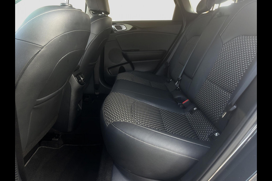 Kia Ceed Sportswagon 1.5 T-GDi DynamicPlusLine | Stoel & Stuurverwarming | Automaat | LMV | Cruise | Navi |