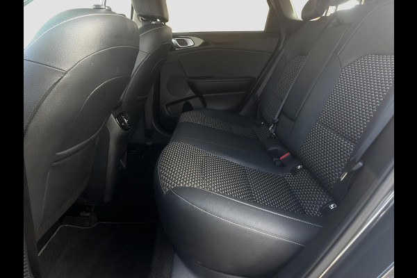 Kia Ceed Sportswagon 1.5 T-GDi DynamicPlusLine | Stoel & Stuurverwarming | Automaat | LMV | Cruise | Navi |