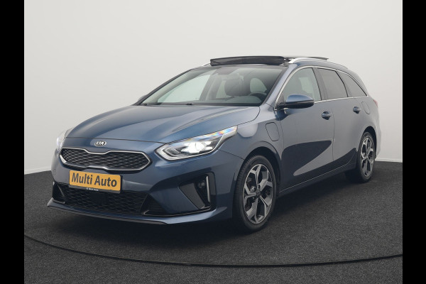 Kia Ceed Sportswagon 1.6 GDI ExecutiveLine Plug In Hybrid 141pk PHEV | Panodak | Adaptive Cruise | Camera | Lederen Sportstoelen Ventilatie & Memory | Apple Carplay | Keyless | Blis | Navigatie | DAB |