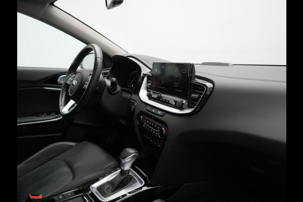 Kia Ceed Sportswagon 1.6 GDI ExecutiveLine Plug In Hybrid 141pk PHEV | Panodak | Adaptive Cruise | Camera | Lederen Sportstoelen Ventilatie & Memory | Apple Carplay | Keyless | Blis | Navigatie | DAB |