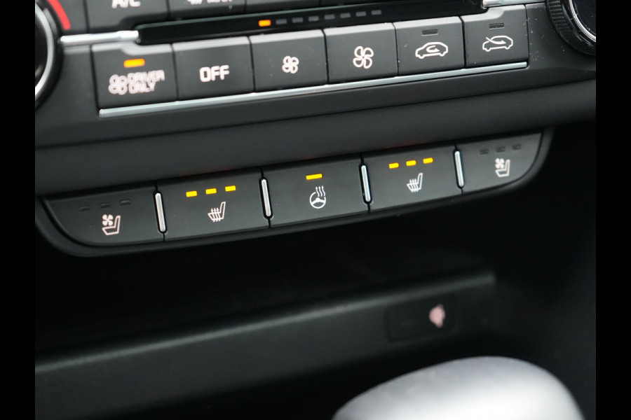 Kia Ceed Sportswagon 1.6 GDI ExecutiveLine Plug In Hybrid 141pk PHEV | Panodak | Adaptive Cruise | Camera | Lederen Sportstoelen Ventilatie & Memory | Apple Carplay | Keyless | Blis | Navigatie | DAB |