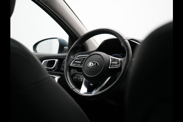 Kia Ceed Sportswagon 1.6 GDI ExecutiveLine Plug In Hybrid 141pk PHEV | Panodak | Adaptive Cruise | Camera | Lederen Sportstoelen Ventilatie & Memory | Apple Carplay | Keyless | Blis | Navigatie | DAB |