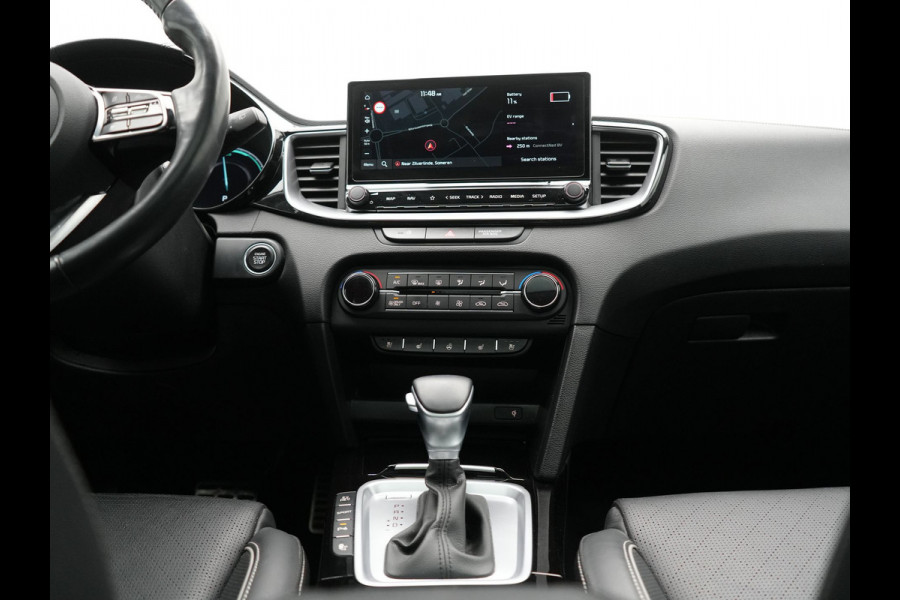 Kia Ceed Sportswagon 1.6 GDI ExecutiveLine Plug In Hybrid 141pk PHEV | Panodak | Adaptive Cruise | Camera | Lederen Sportstoelen Ventilatie & Memory | Apple Carplay | Keyless | Blis | Navigatie | DAB |