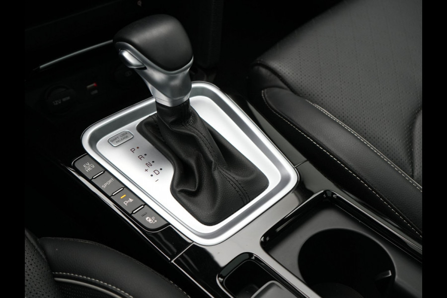 Kia Ceed Sportswagon 1.6 GDI ExecutiveLine Plug In Hybrid 141pk PHEV | Panodak | Adaptive Cruise | Camera | Lederen Sportstoelen Ventilatie & Memory | Apple Carplay | Keyless | Blis | Navigatie | DAB |