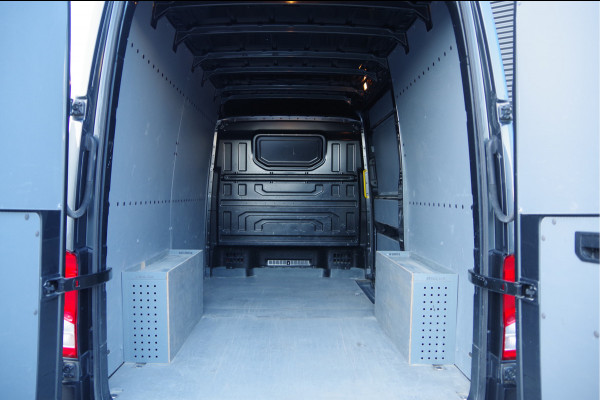 Volkswagen Crafter 35 2.0 TDI L3H3 MARGE, 140PK AUT. LED, CAMERA, ADAPT. CRUISE, AIRCO, CARPLAY, PARKEERSENSOREN,