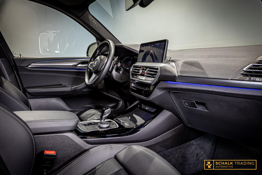 BMW X3 XDrive20i High Executive|M-sport|HUD|E-trekhaak|Pano