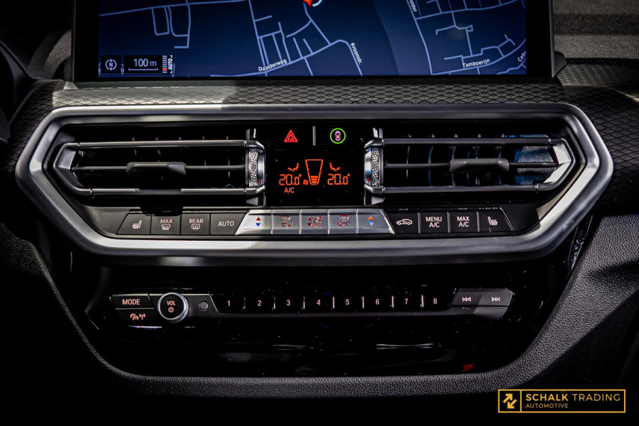 BMW X3 XDrive20i High Executive|M-sport|HUD|E-trekhaak|Pano