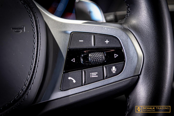 BMW X3 XDrive20i High Executive|M-sport|HUD|E-trekhaak|Pano