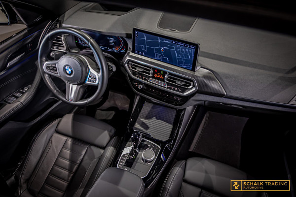 BMW X3 XDrive20i High Executive|M-sport|HUD|E-trekhaak|Pano