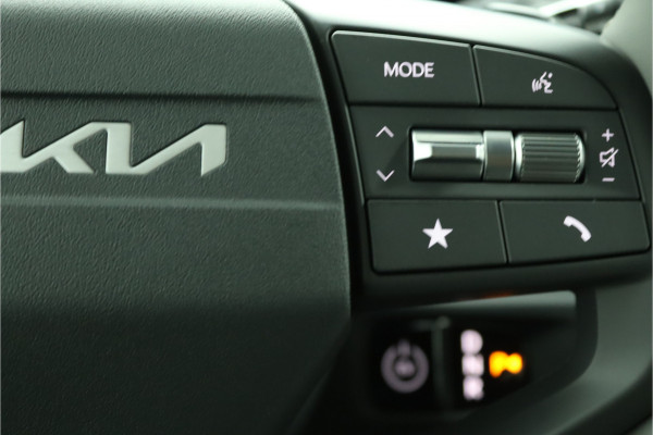 Kia EV3 Plus Advanced 81.4 kWh - Demo Automaat - Prijs incl. Inruilpremie - Schuif-/kanteldak - Stoel-/stuurverwarming - Blind Spot - Navigatie - Fabrieksgarantie tot 2032