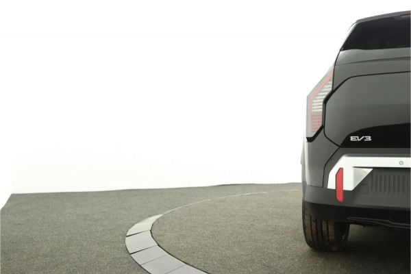 Kia EV3 Plus Advanced 81.4 kWh - Demo Automaat - Prijs incl. Inruilpremie - Schuif-/kanteldak - Stoel-/stuurverwarming - Blind Spot - Navigatie - Fabrieksgarantie tot 2032