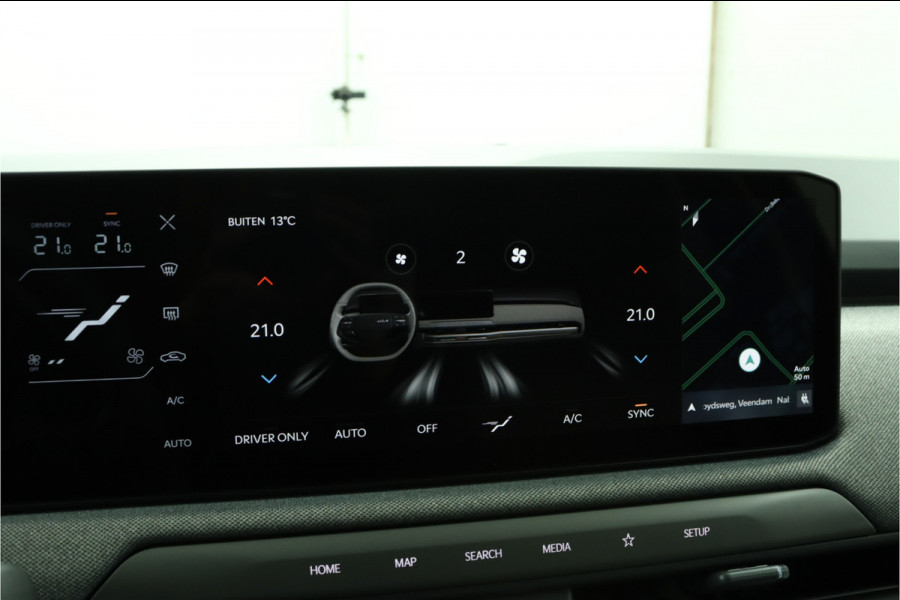 Kia EV3 Plus Advanced 81.4 kWh - Demo Automaat - Prijs incl. Inruilpremie - Schuif-/kanteldak - Stoel-/stuurverwarming - Blind Spot - Navigatie - Fabrieksgarantie tot 2032