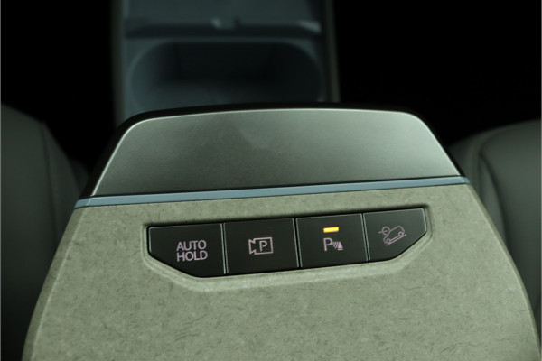 Kia EV3 Plus Advanced 81.4 kWh - Demo Automaat - Prijs incl. Inruilpremie - Schuif-/kanteldak - Stoel-/stuurverwarming - Blind Spot - Navigatie - Fabrieksgarantie tot 2032